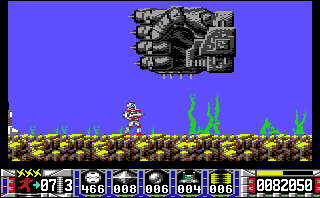 Level 1-2: Gleich am Anfang will eine Stahlfaust mich platt machen.